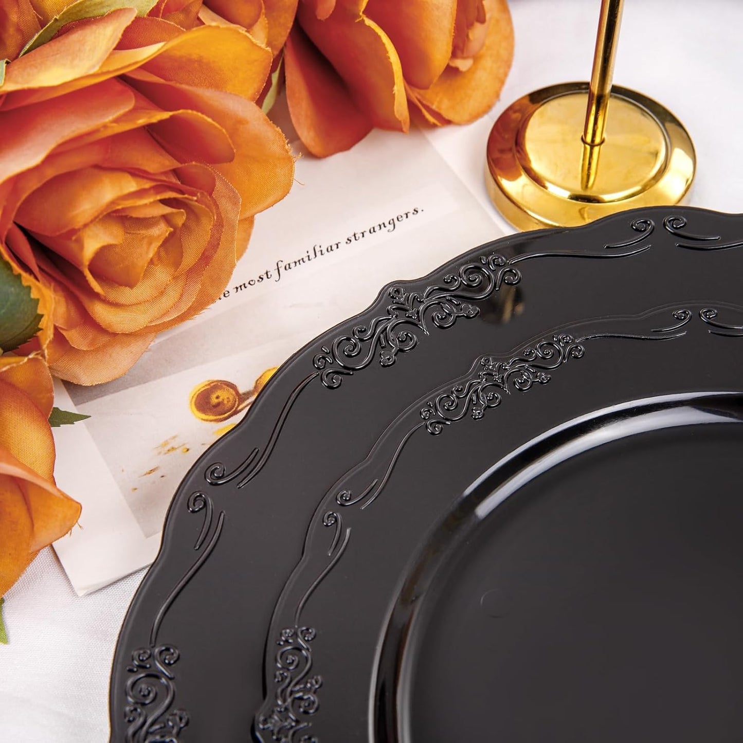 DaYammi 150Pcs Black Plastic Plates & Gold Plastic Silverware,Black Disposable Plates Set Include 30 Dinner Plate, 30 Dessert Plate,30 Golden Knives,30 Gold Forks,30 Golden Spoons for New Year Party
