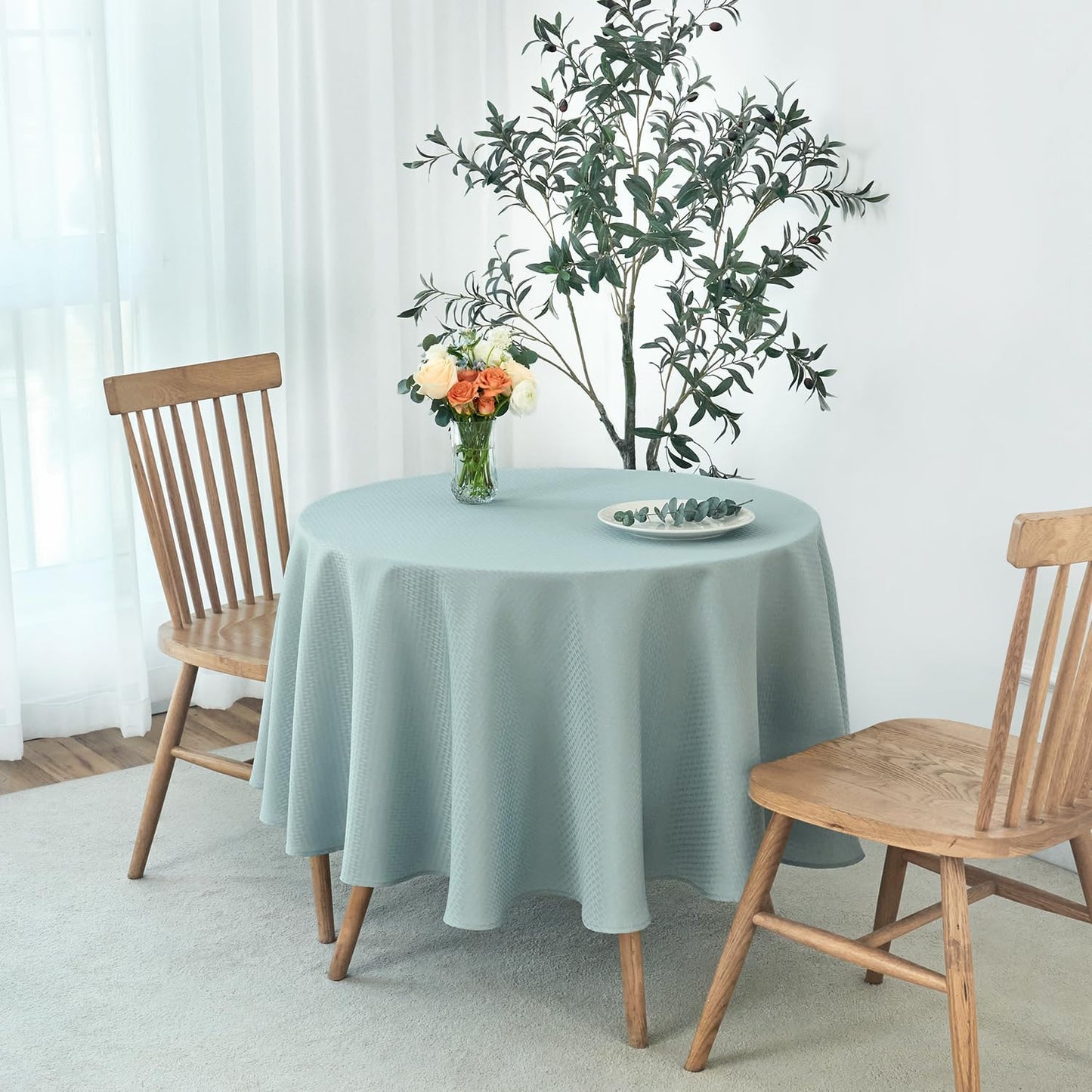 maxmill Round Weaved Texture Design Tablecloth Spill-Proof Wrinkle Free Soft Washable Table Cloth for Circular Table Cover, for Dining Room Banquet Parties Holiday Dinner, 90 Inch Dusty Blue