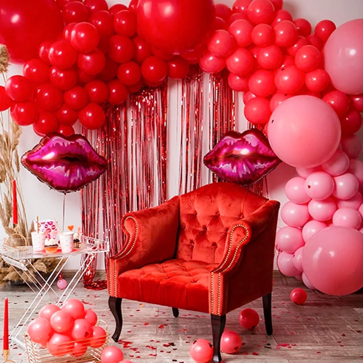 PartyWoo Red Balloons 50 pcs 5 Inch Small Mini Matte Red Latex Balloons for Graduation Wedding Independence Day Valentine's Day Memorial Day Christmas Engagement Birthday Party Decorations Red-Y57