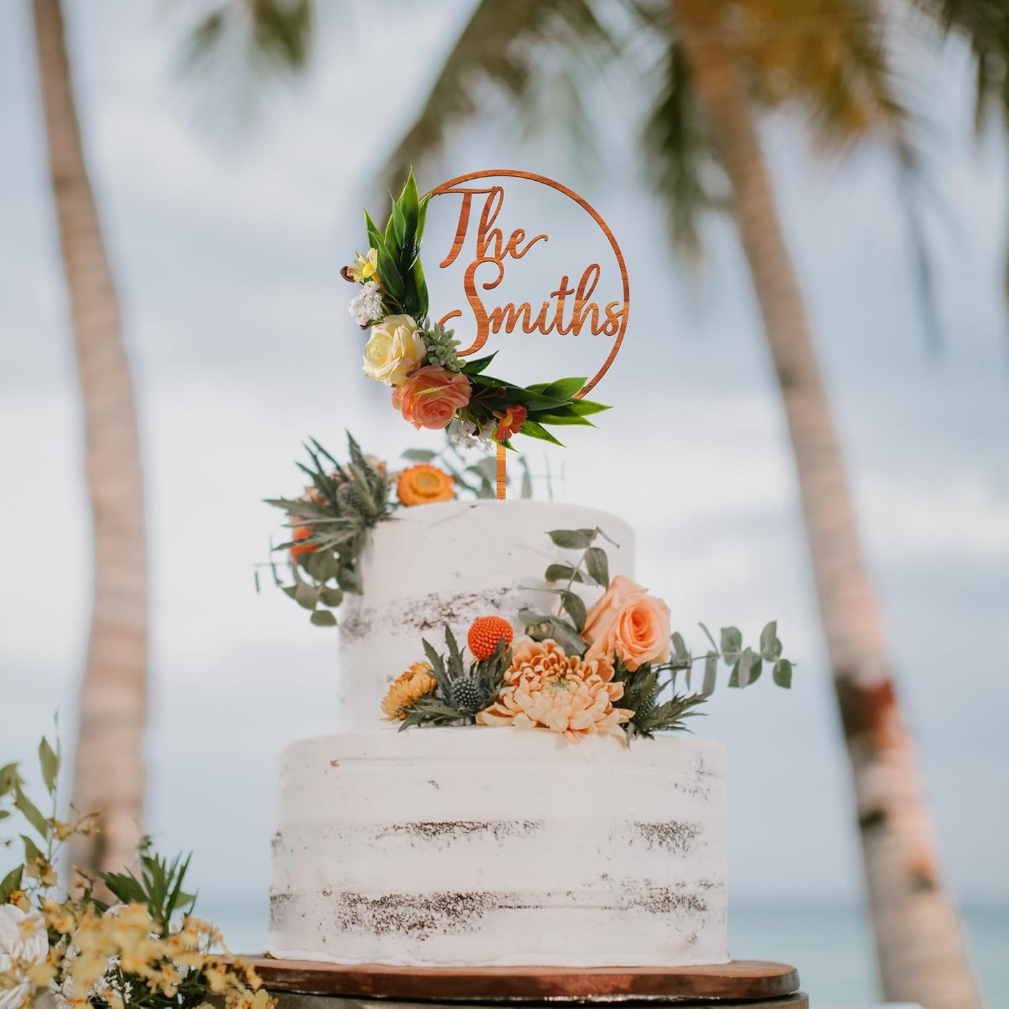 3D Flowers Wedding Cake Topper Custom Last Name Wedding Cake Decoration in Wood with 3D Artificial Roses (Maple)