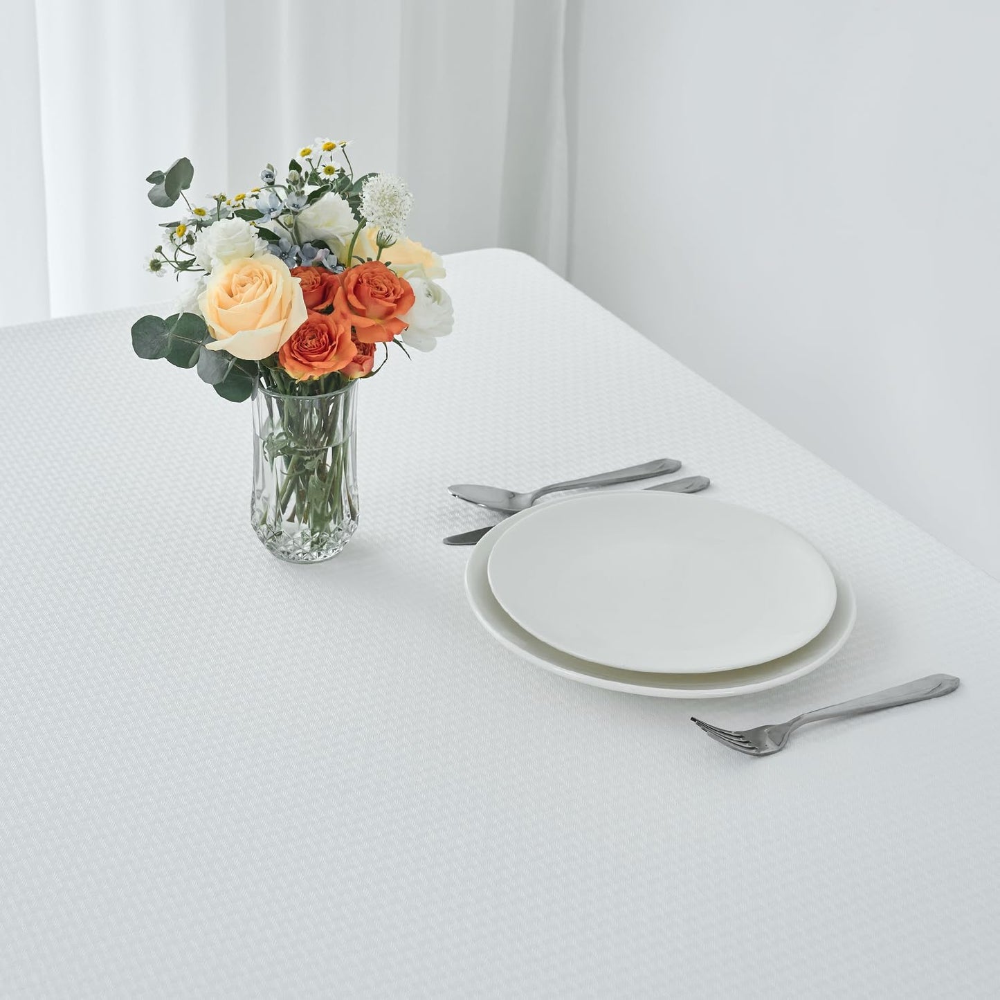 maxmill Tablecloth Weaved Texture Stain Resistant Waterproof, Wrinkle Resistant Washable Table Cloth, Fabric Table Cover for Dining Room, Indoor Outdoor Use, Rectangle 60 x 120 Inch, White