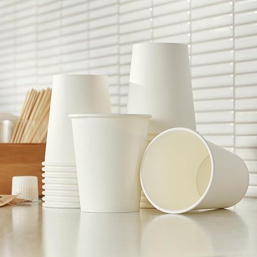 Amazon Basics Disposable Coffee Cups, 10 ounces, Paper, 1000 Count (Pack of 1), White