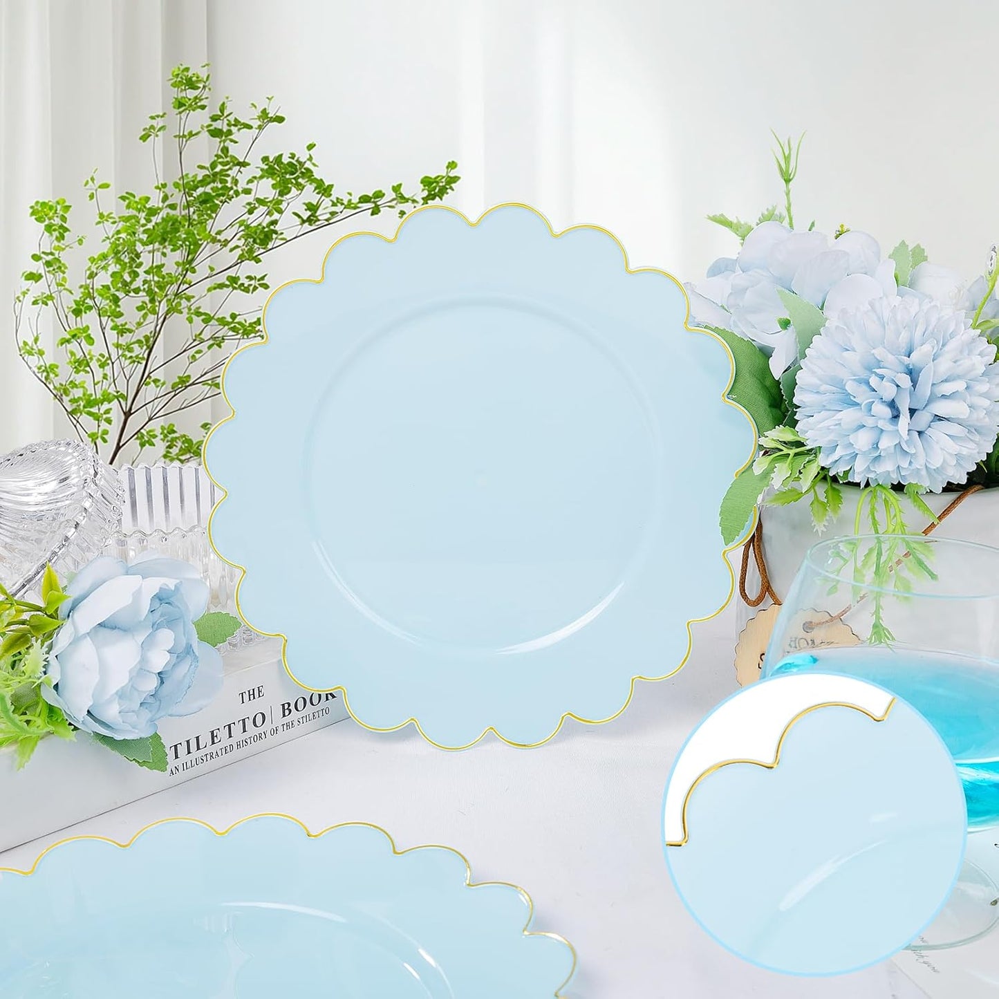 LIYH 100 Pcs Blue Plastic Plates - 7.5 Inch Scalloped Edges Disposable Dessert/Salad Plate- Blue with Gold Rim Premium Hard Appetizer Cake Plastic Plates for Party, Weddings, Bridal Shower
