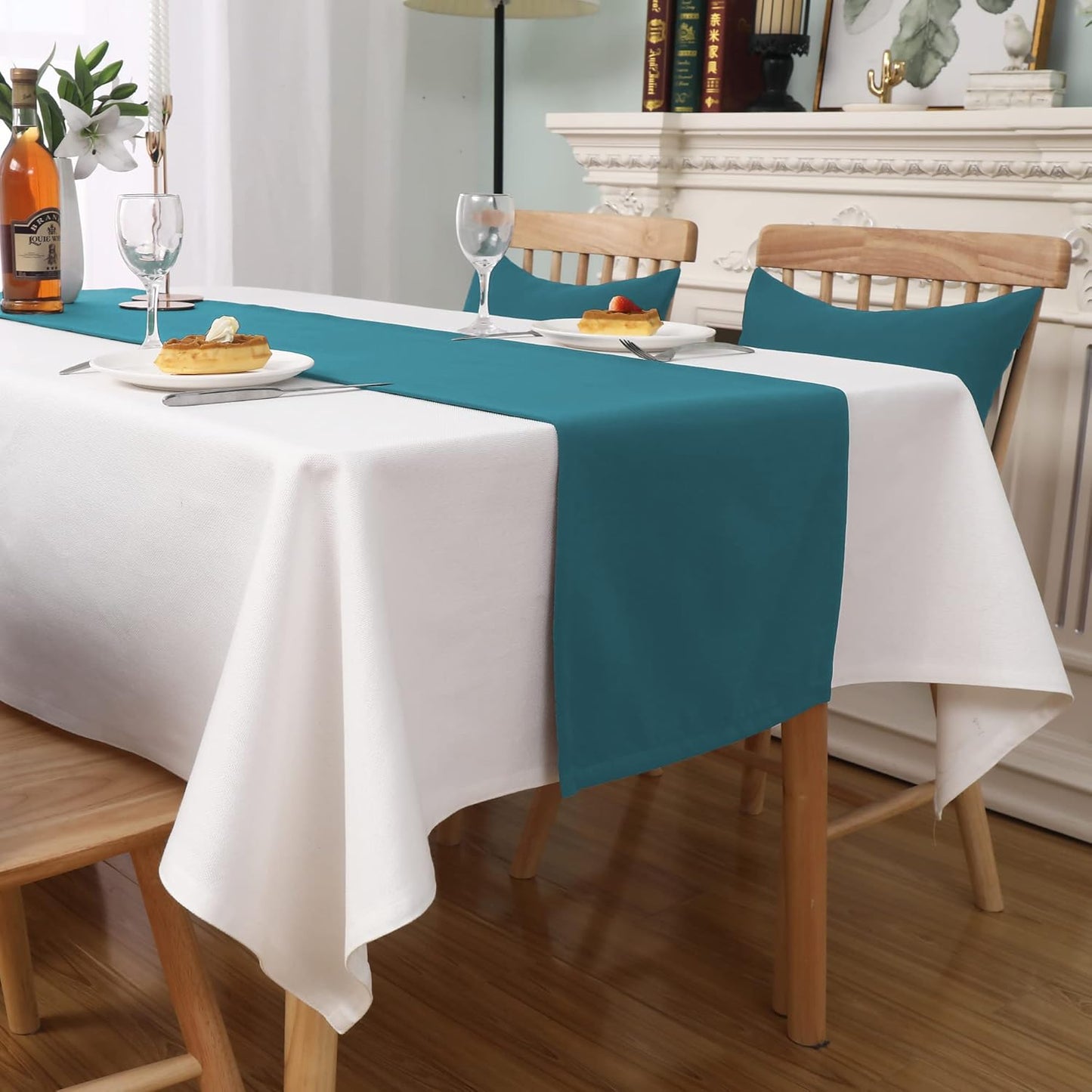 DUALIFE Teal Table Runner 14x108 inch Solid Color Thick Polyester Decorative Cloth Handcrafted for Wedding Party Birthday Graduations Hotel Restaurant Banquet Catering Services Event