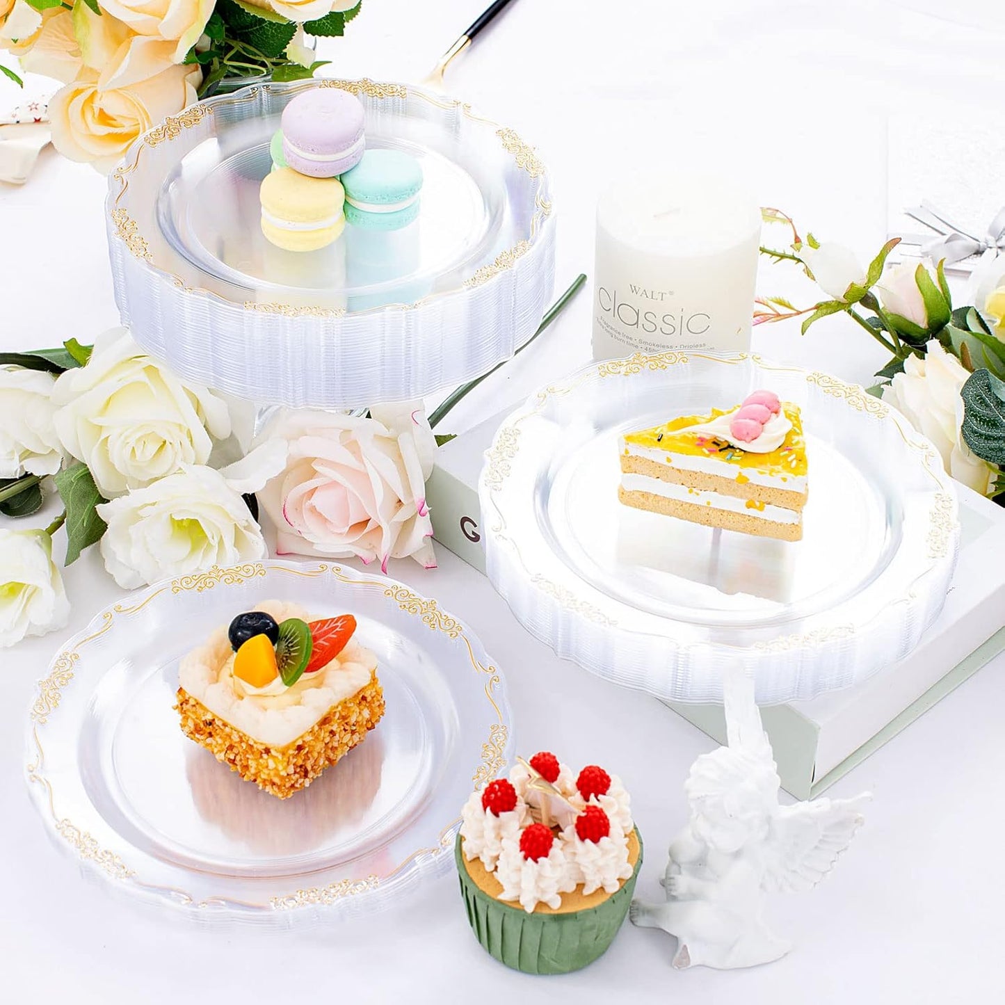 DaYammi 60PCS Clear Plastic Plates Heavy Duty Clear Disposable Plates 7.5” Fancy Gold Dessert Platos Small Cake Plates Appetizer Platos Hard Round Plastic Disposable for Wedding and Party