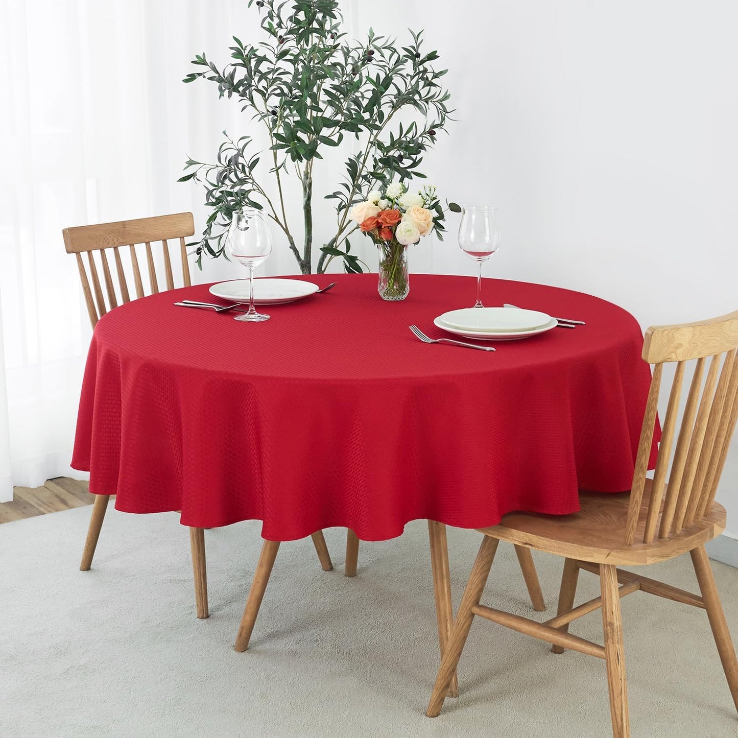 maxmill Round Tablecloth Weaved Texture Design Spill-Proof Wrinkle Free Soft Christmas Table Cloth for Circular Table Cover, for Dining Room Banquet Parties Holiday Dinner, 70 Inch Red