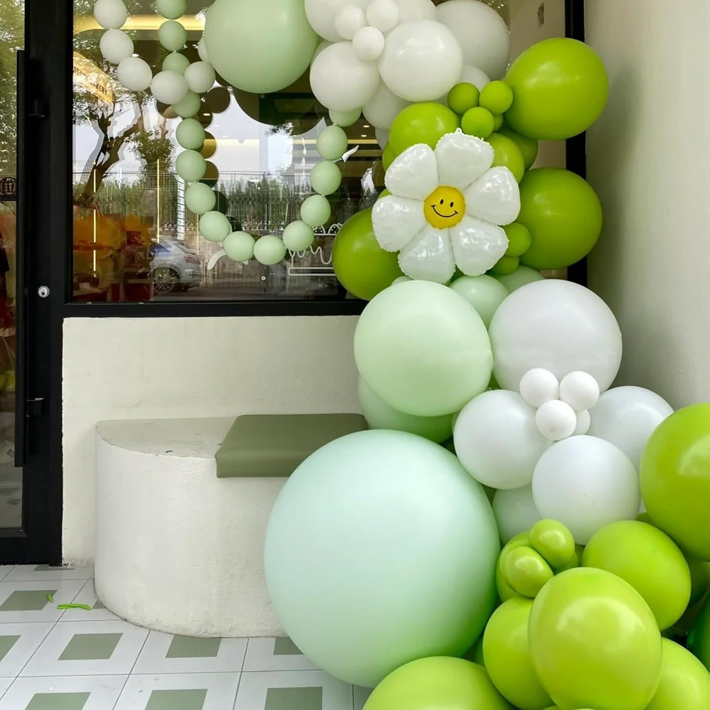 105pcs Lime Green Balloons 12inch Party Latex Balloons for Boys Girls Birthday Baby Shower Gender Reveal Wedding Sunflower Party Decorations