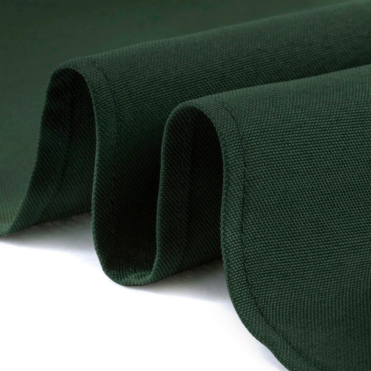 Lann's Linens - 70" Round Premium Tablecloth for Wedding/Banquet/Restaurant - Polyester Fabric Table Cloth - Hunter Green