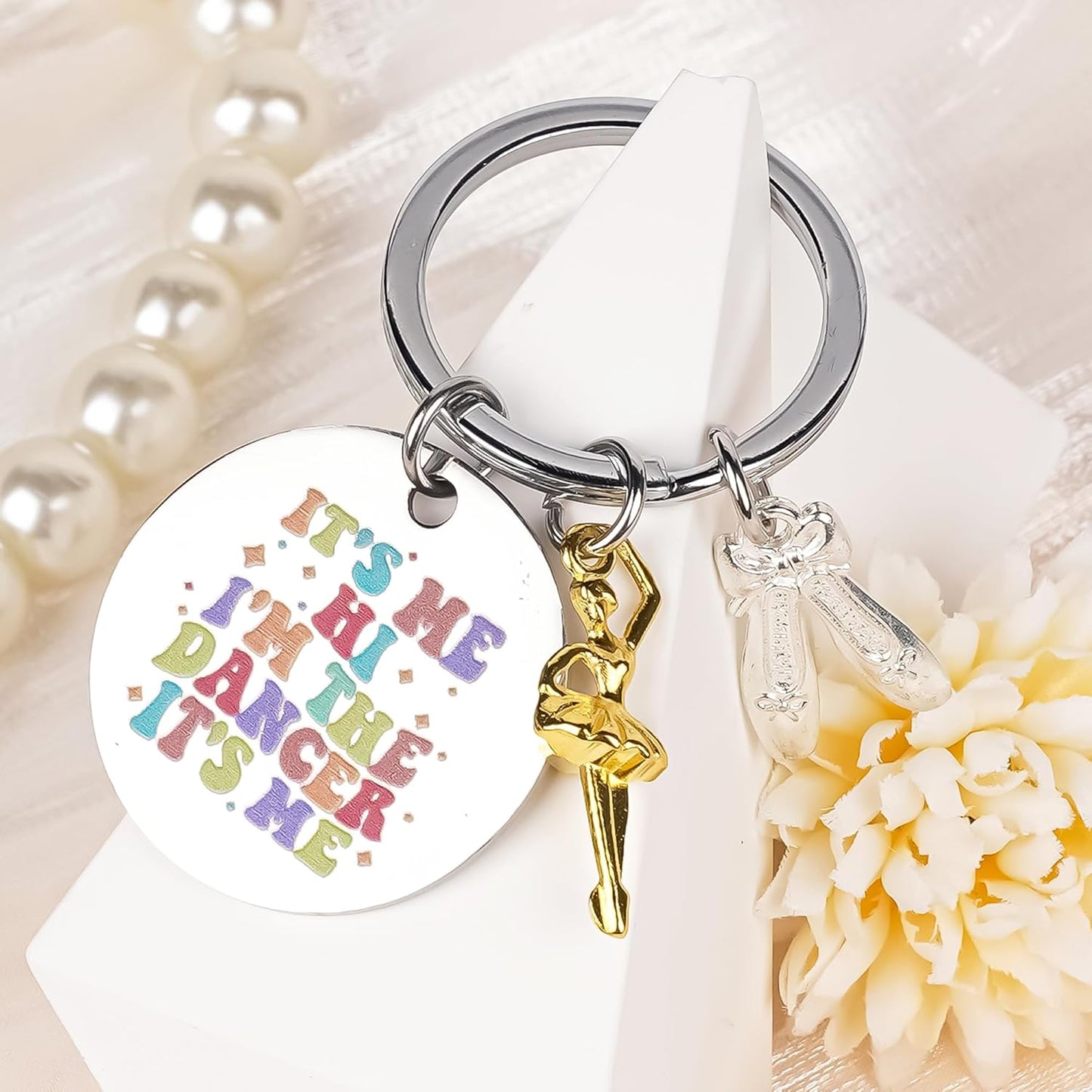 Funny Dance Themed Gifts Keychain - Inspirational It's Me Hi I'm The Dancer Keychains Gift Ballet Shoes Dancer Pendant for Women Girls Teens Sisters Friend Dancer Lovers Teacher Birthday Christmas