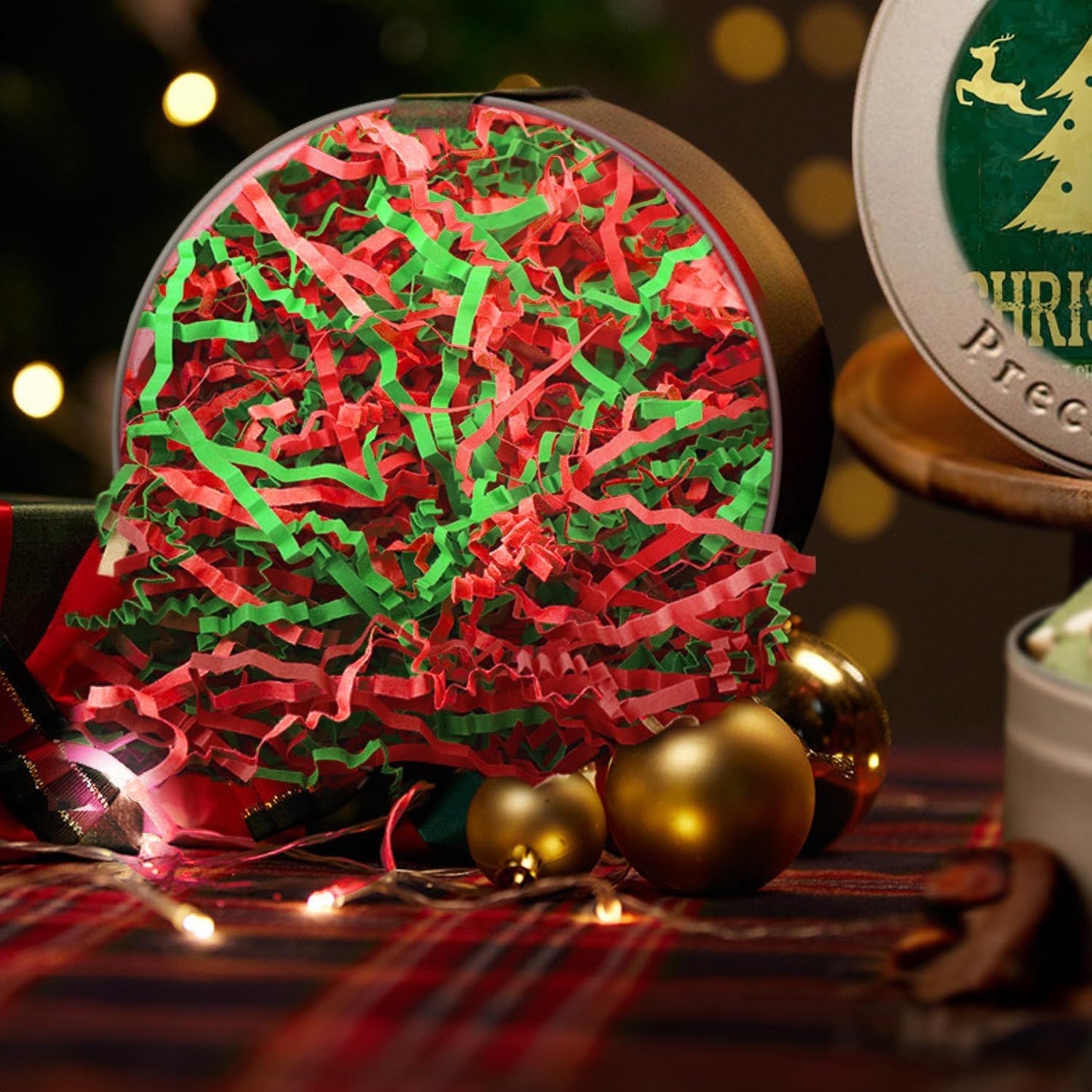 Uptotop 1/2LB Crinkle Cut Paper Shred Filler for Gift Wrapping Basket Filling, Birthday, Christmas, Thanksgiving, Wedding, Mother's Day, Red and Green (8 oz)