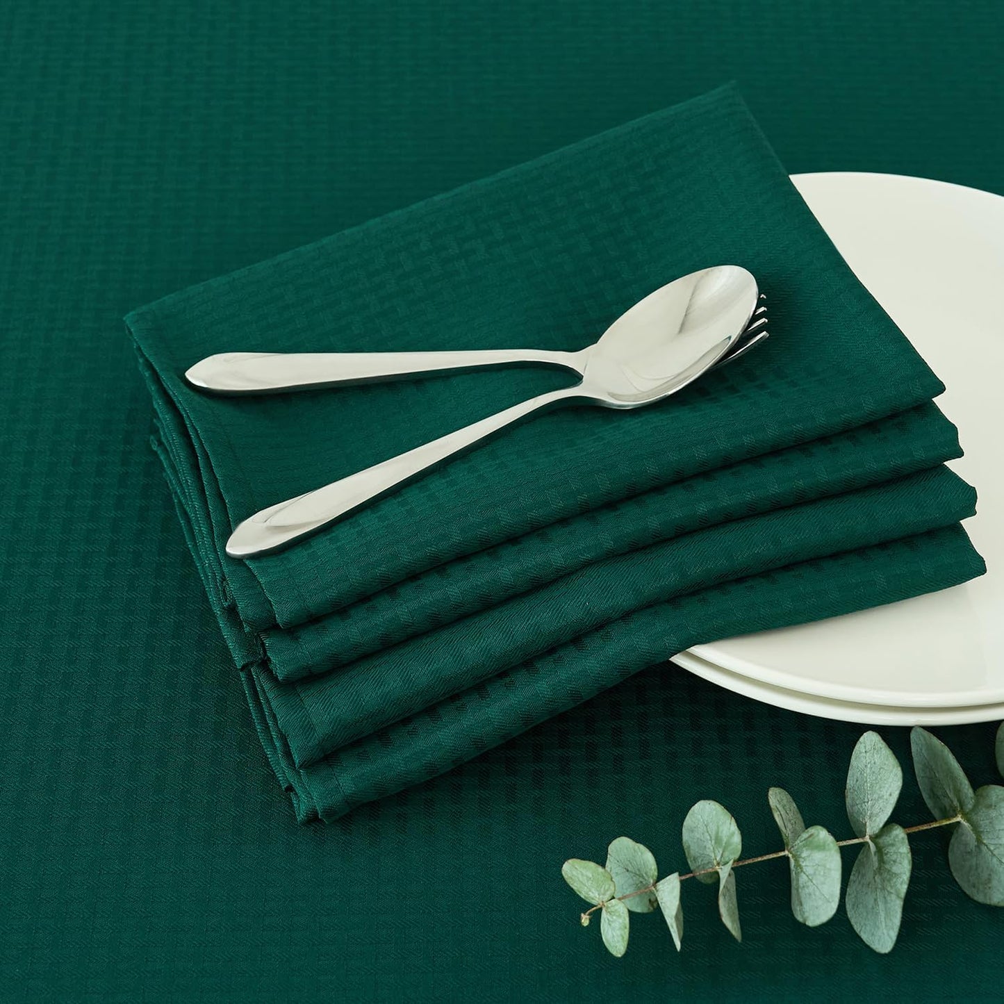 maxmill Jacquard Cloth Napkins 20 x 20 Inch Weaved Texture Pattern Soft Comfortable and Luxury Serviette for Christmas Family Dinners Parties and Banquets Set of 4 Pieces, Hunter Green
