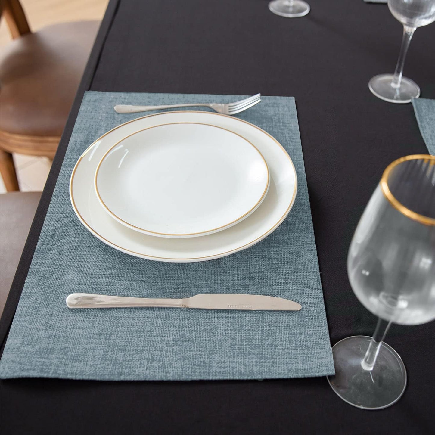 Cloth Placemats Set of 8, Linen Type Fabric Placemats Machine Washable Heat Resistant Placemats Polyester Place Mats for Halloween, Thanksgiving and Christmas Dining Table (Light Gray)