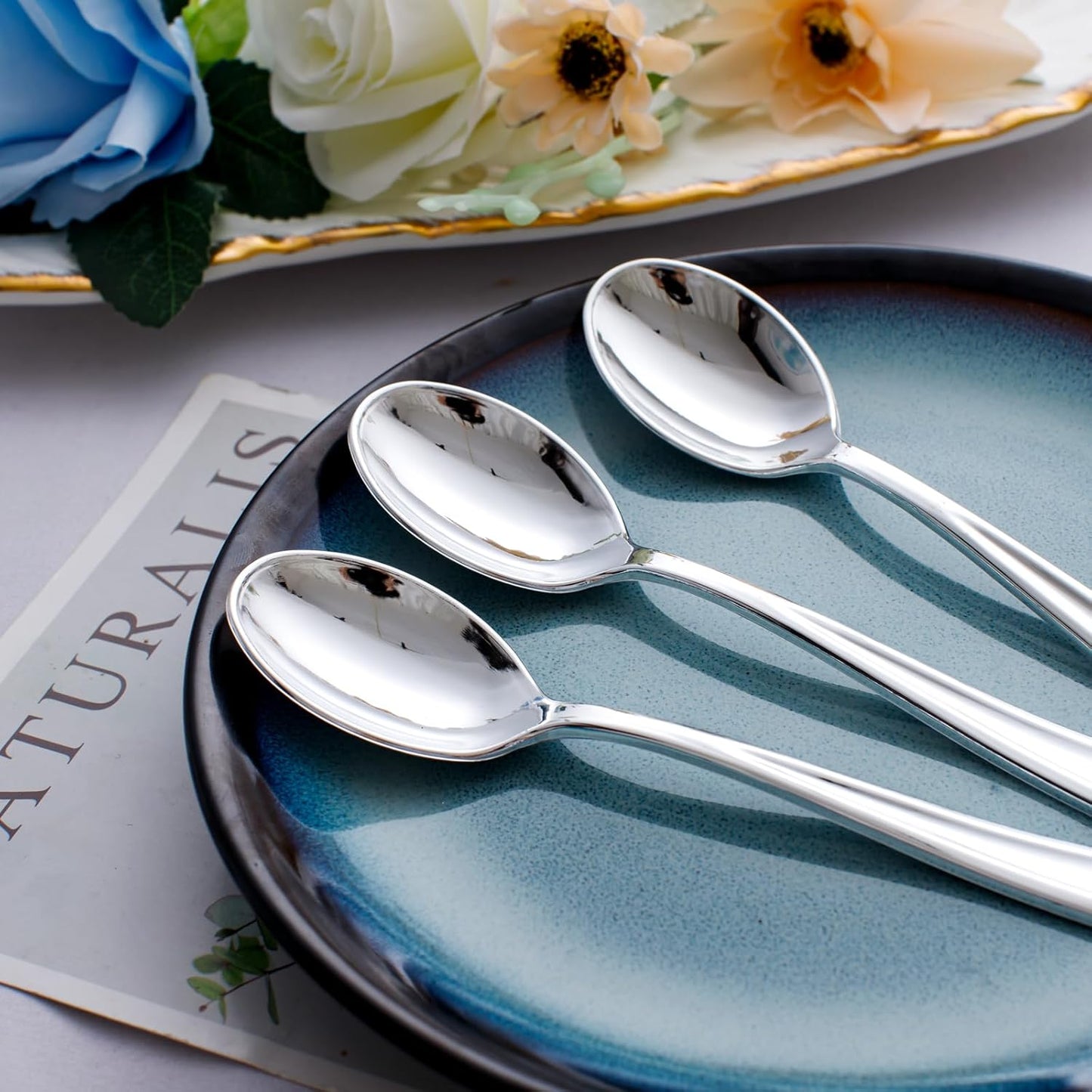 WDF 100 Pack Silver Plastic Spoons Disposable - 6.9 Inch Silver Spoons Heavy Duty Plastic Spoons, Modern Silver Disposable Spoons Perfect for Christmas Parties, Weddings