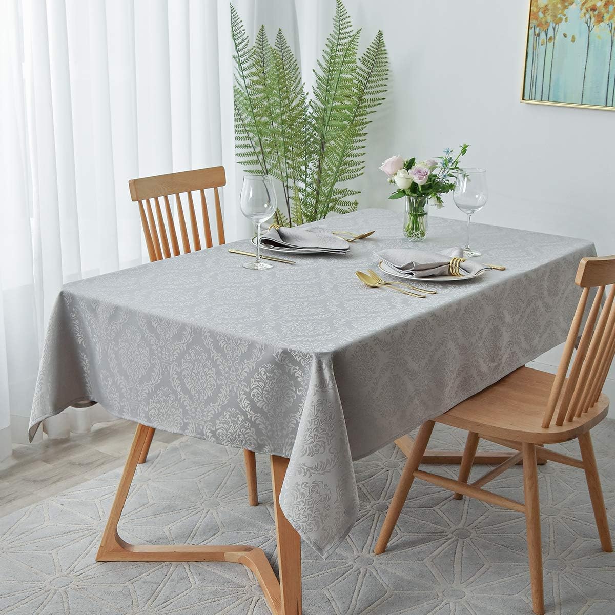 maxmill Jacquard Tablecloth Damask Design Water Resistance Antiwrinkle Heavy Weight Soft Table Cloth for Buffet Banquet Parties Event Holiday Dinner Rectangle 60 x 84 Inch Light Grey