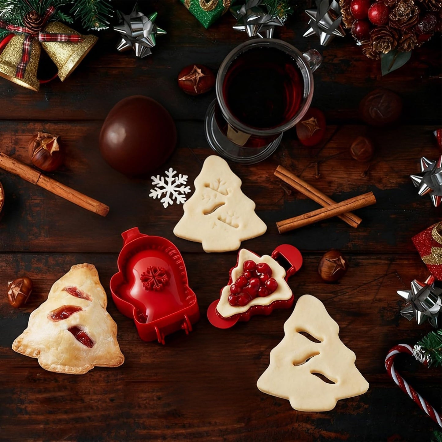 Holiday Mini Pie Molds, 3PCS Christmas Baking Hand Pie Press Mold Maker with Snowflake, Mitt & Xmas Tree, Party Potluck Hand Pie Molds for Festivals and Parties