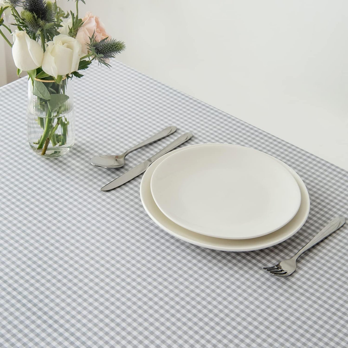 maxmill Rectangle Checkered Tablecloth Waterproof Spillproof Wrinkle Resistant Buffalo Plaid Heavy Weight Table Cloth Gingham Table Cover for Outdoor and Indoor Use, 52 x 70 Inch Grey White