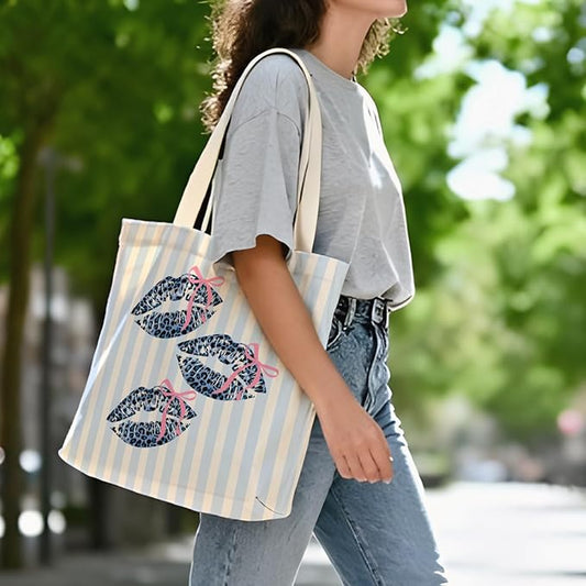 Coquette Bow Blue Leopard Lip Tote Bag for Women,Trendy Cheetah Print Canvas Tote Bag for Girls,Girly Leopard Lip Print Aesthetic Reusable Shopping Grocery Bags Party Favors