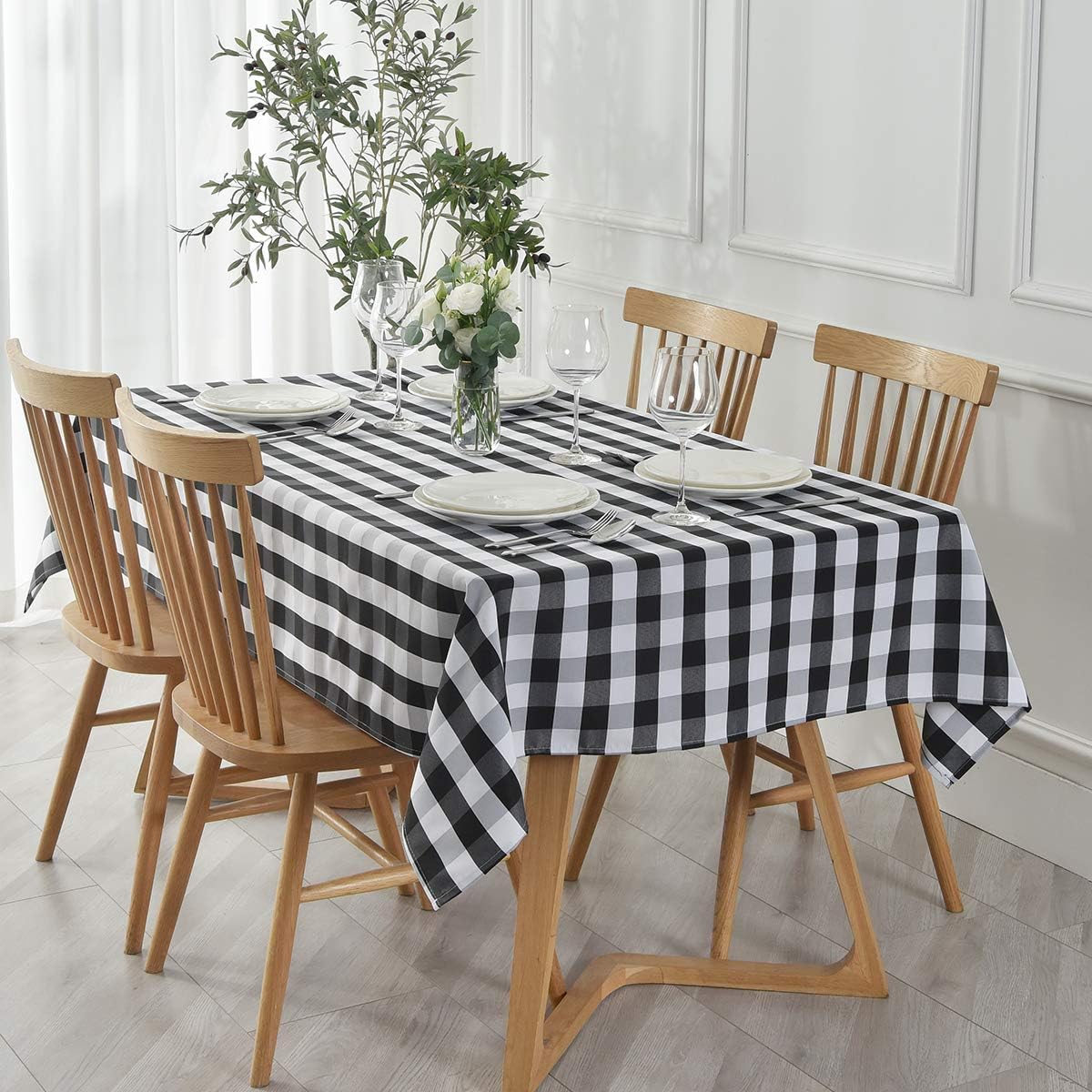 maxmill Rectangle Checkered Tablecloth Waterproof Spillproof Wrinkle Resistant Buffalo Plaid Heavy Weight Table Cloth Gingham Table Cover for Outdoor and Indoor Use, 52 x 70 Inch Black and White