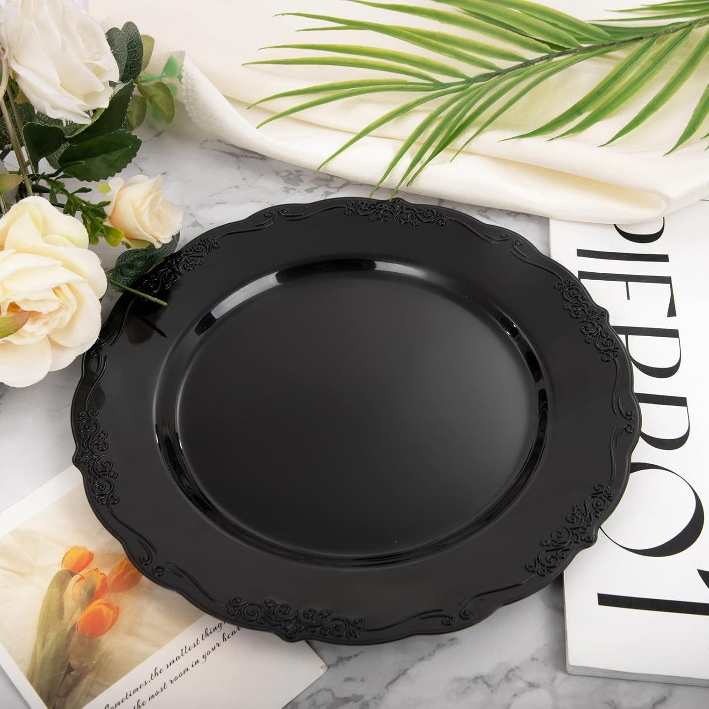 DaYammi 60PCS Black Plastic Plates, Heavy Duty Black Disposable Plates Premium 10inch Dinner Platos Hard Plastic Platos Disposable for Party and Wedding Bridal Shower
