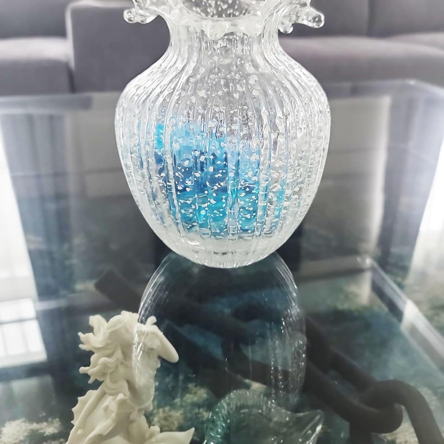 Pack of 200 Decorative Acrylic Crystal Gems, Mixed Blue Colors Ice Rocks, Reusable Acrylic Crushed ice Rocks for Home Décor