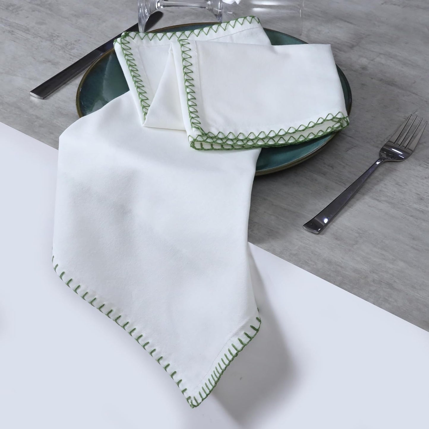 Bedding Craft Cotton Cloth Dinner Napkins Set of 12 – 18x18 Salted Lime Green Cloth Napkins with Blanket Stitch Selvedge – Durable Washable Wedding Napkins for Dining Table, Banquets & Everyday Use