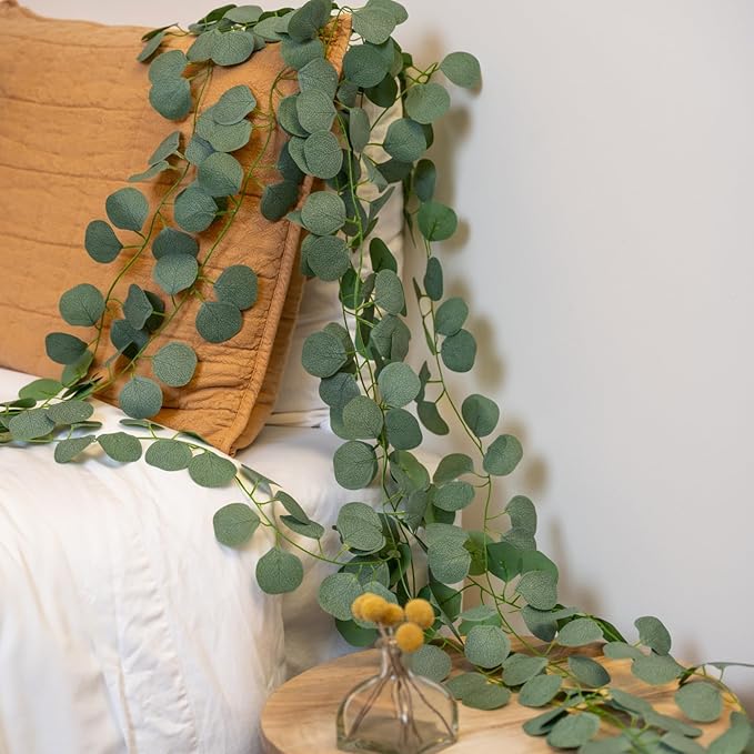 CQURE 96Pcs Eucalyptus Garland,Artificial Eucalyptus Leaves Table Greenery Garland Wreath Vines for Wedding Party Table Fireplace Home Decor