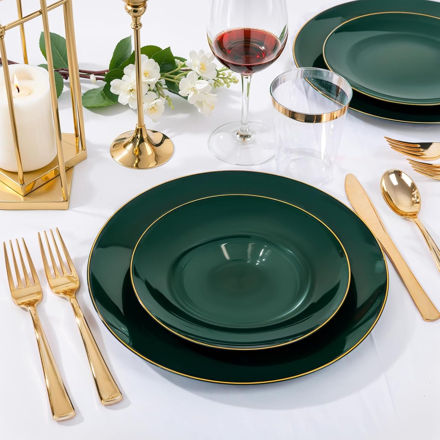 Nervure 100Pcs Green and Gold Plastic Plates - 7.5inch Disposable Green Dessert/Salad Plates - Heavy Duty Plastic Plate Ideal for Wedding & Party & Christmas