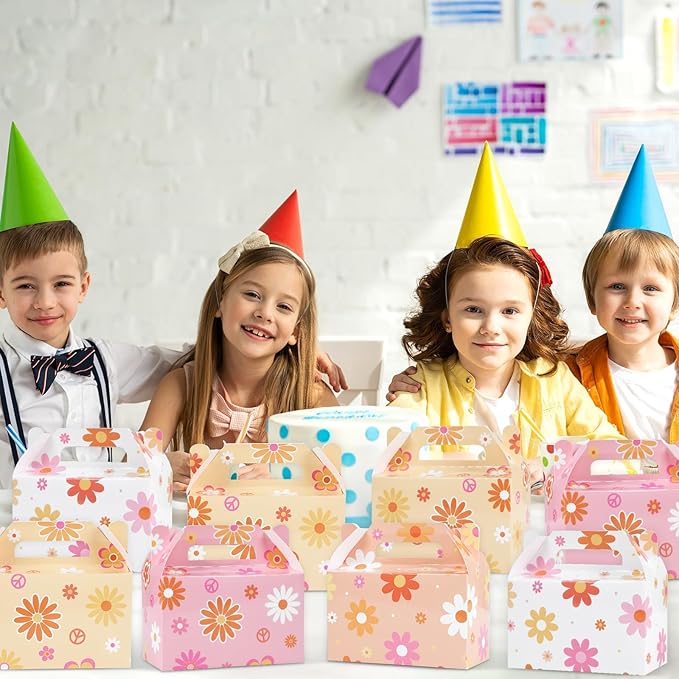 12 Pcs Daisy Flower Treat Boxes Groovy Party Supplies Hippie Daisy Flower Groovy Party Favors Goodie Gift Boxes for Girls Birthday Baby Shower Wedding Decoration Retro Boho Summer Treat Candy Box Home