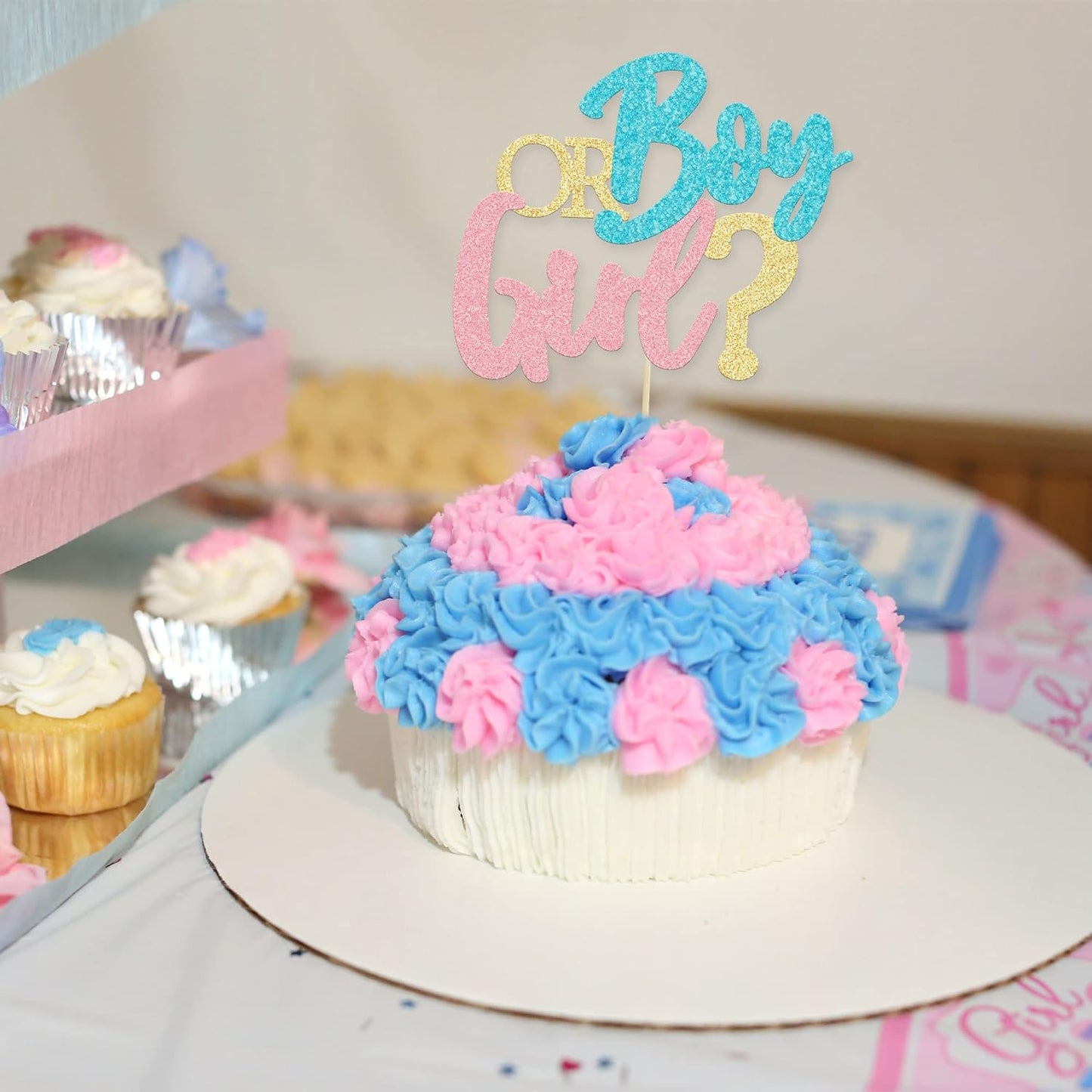 1Pc Boy or Girl Cake Topper Glitter Pink or Blue Cake Pick Gender Reveal Cake Decorations for Baby Shower Gender Reveal Theme Kids Boys Girls Birthday Party Decoration Supplies