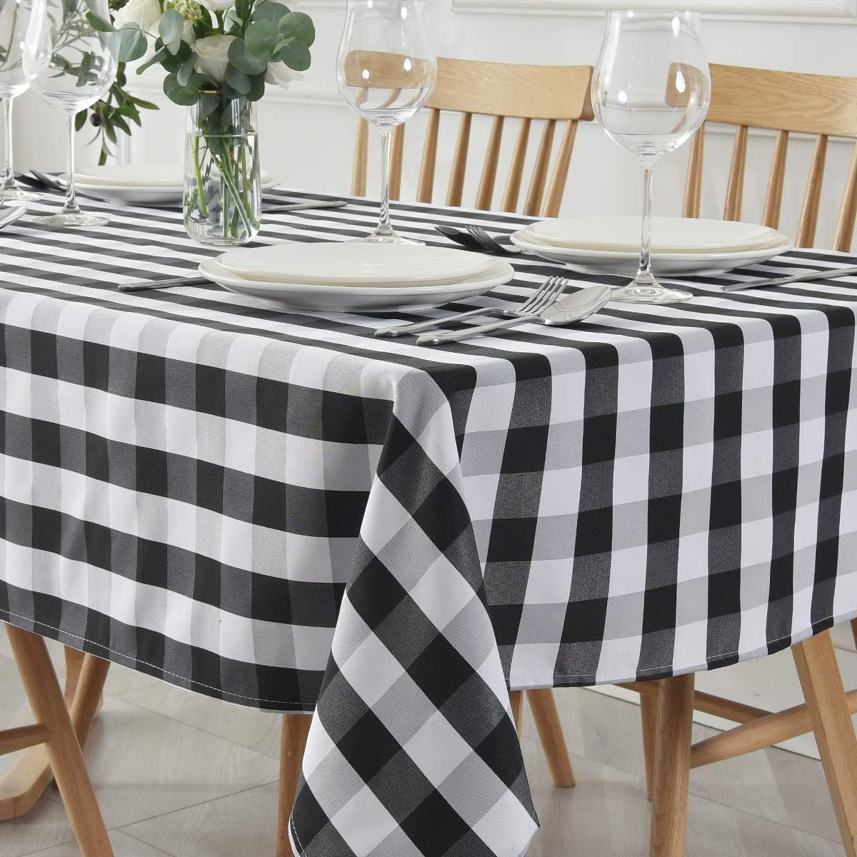 maxmill Square Checkered Tablecloth Water Resistance Antiwrinkle Spillproof Heavy Weight Gingham Table Cloth Buffalo Plaid for Buffet Banquet Parties Holiday Dinner 70 x 70 Inch Black and White