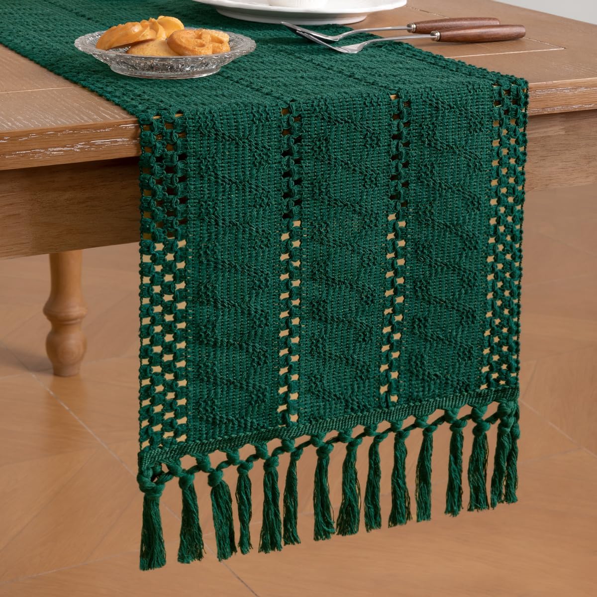 Socomi Boho Table Runner Macrame Fall Thanksgiving Farmhouse Woven Cotton Linen Rustic Coffee Table Runner with Tassels for Dresser Scarf Home Decor Dining Room 12x90 inch Emerald Green