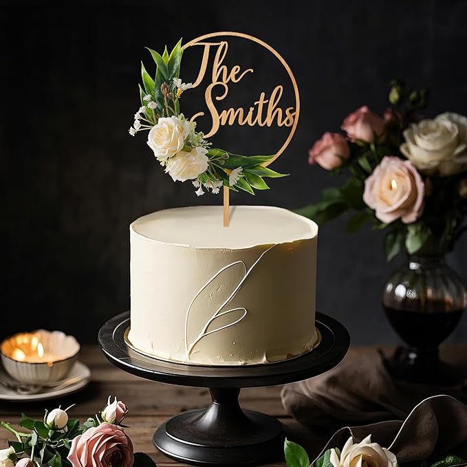 3D Flowers Wedding Cake Topper Personalized Last Name Wedding Cake Decoration in Wood with 3D Artificial Roses
