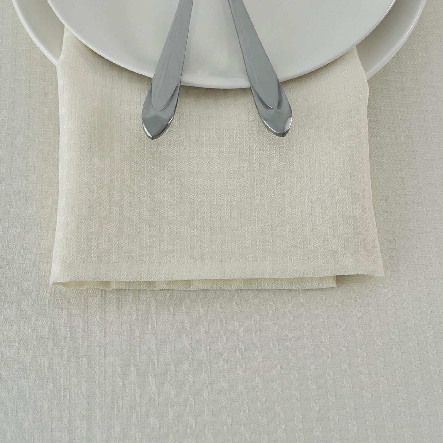 maxmill Cloth Napkins 20 x 20 Inch Weaved Texture Pattern Soft Comfortable and Luxury Serviette for Restaurant Family Dinners Weddings Parties and Banquets Set of 4 Pieces, Ivory