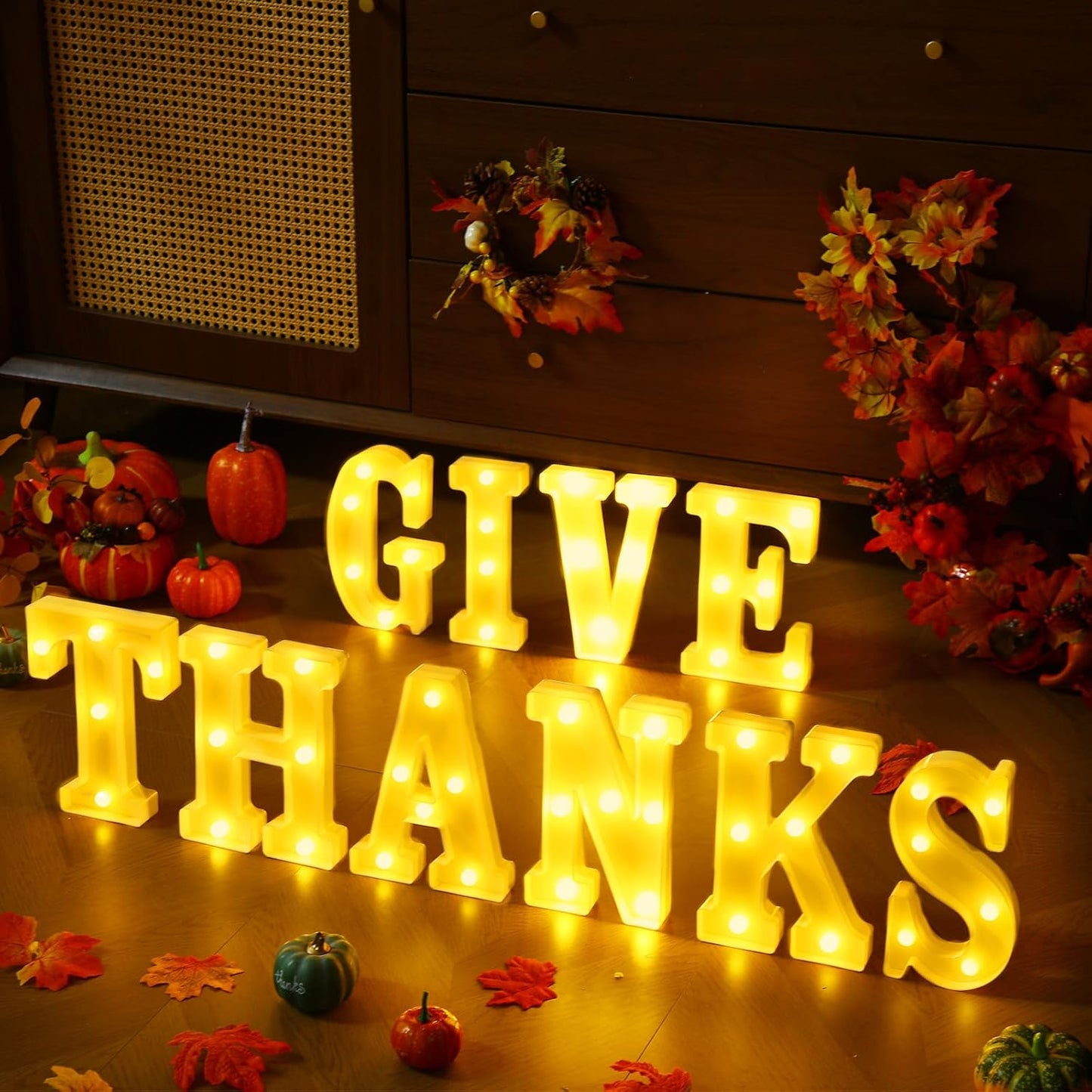 10 Pcs Give Thanks Large LED Letter Sign LED Lights Battery Powered Thanksgiving Table Decoration for Thanksgiving Party Decorations