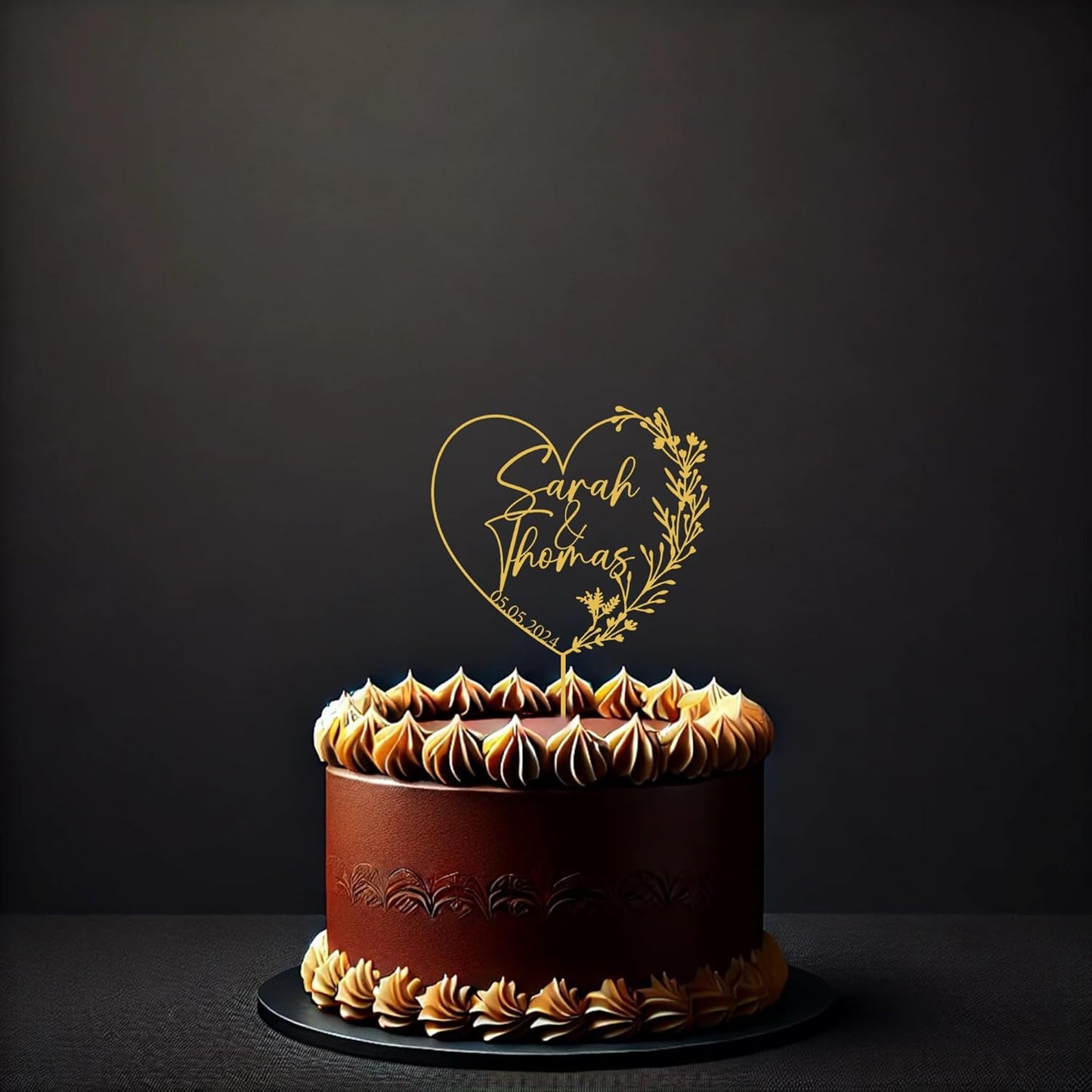 Customized Wedding Cake Topper, Custom Name and Date Cake Toppers, Wedding Cake Topper with Wreath and Heart, Ideal for Wedding and Anniversary Cakes, Cake Topper for Couple, Wedding, Engagements