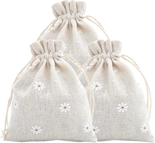 RIGHTA TECH Daisy Groovy Boho Party Gift Treat Drawstring Bags Gift White Daisy Party Favor Bag for Birthday,Spring Easter,Wedding,Summer Daisies Flower Favor Bags Supplies