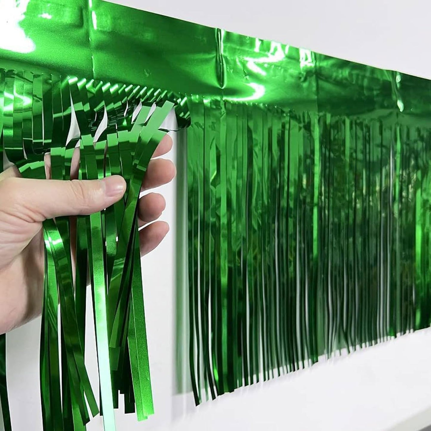 6 Packs 10 Feet Foil Fringe Garland Metallic Foil Tinsel Fringe Garland Wall Hanging Fringe Banner for Parade Floats, Wedding, Christmas，Birthday Party Halloween Decor (Green)