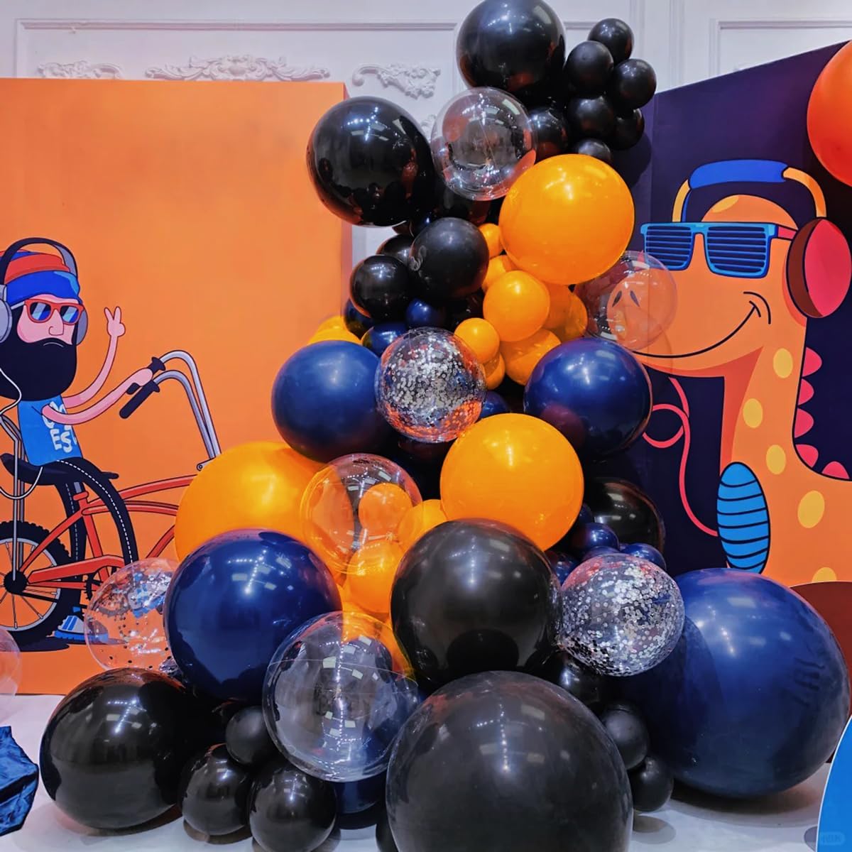 Orange and Black Balloons Arch Kit, 151Pcs Black Orange Bobo Balloons Garland 18 12 10 5 inch for Halloween, Graduation, Birthday Bengals, Harley Davidson Party Decoration