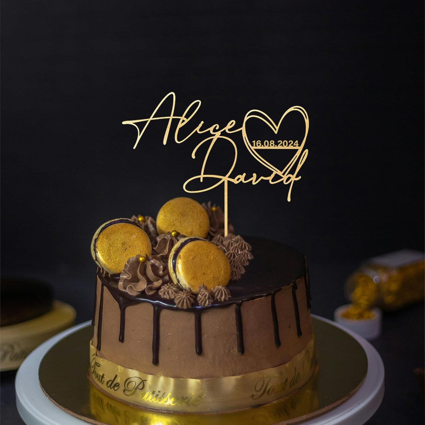 Customized Wedding Cake Topper, Custom Monogram Cake Toppers, Wedding Cake Topper with Heart, Perfect for Couples, Weddings, and Anniversaries, Cake Topper for Wedding