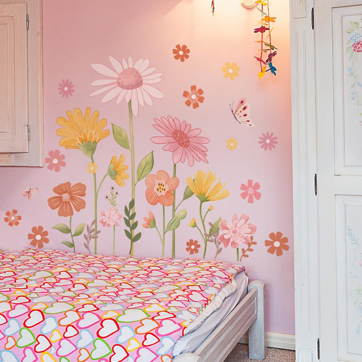 Boho Flower Wall Stickers, Daisy Butterfly Wall Decals, PVC Waterproof Self Adhesive Floral Retro Art Clings for Bedroom Living Room TV Wall Office Decor Home Decoration