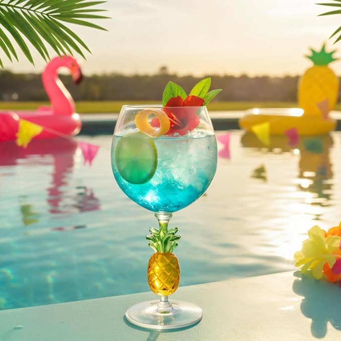Supreme Housewares Pineapple Stem Wine Glasses, Yellow Pineapple-Shaped Reusable Shatterproof Acrylic Glass for Red or White Wine, Poolside, Outdoors, Parties, 18 oz, Set of 2
