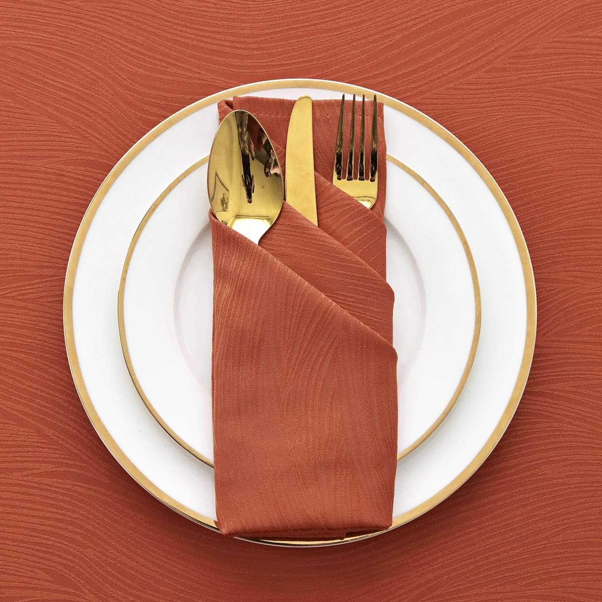 maxmill Jacquard Cloth Napkins 20 x 20 Inch Swirl Pattern Soft Comfortable and Luxury Serviette for Restaurant Family Dinners Weddings Parties and Banquets Set of 4 Pieces Rust
