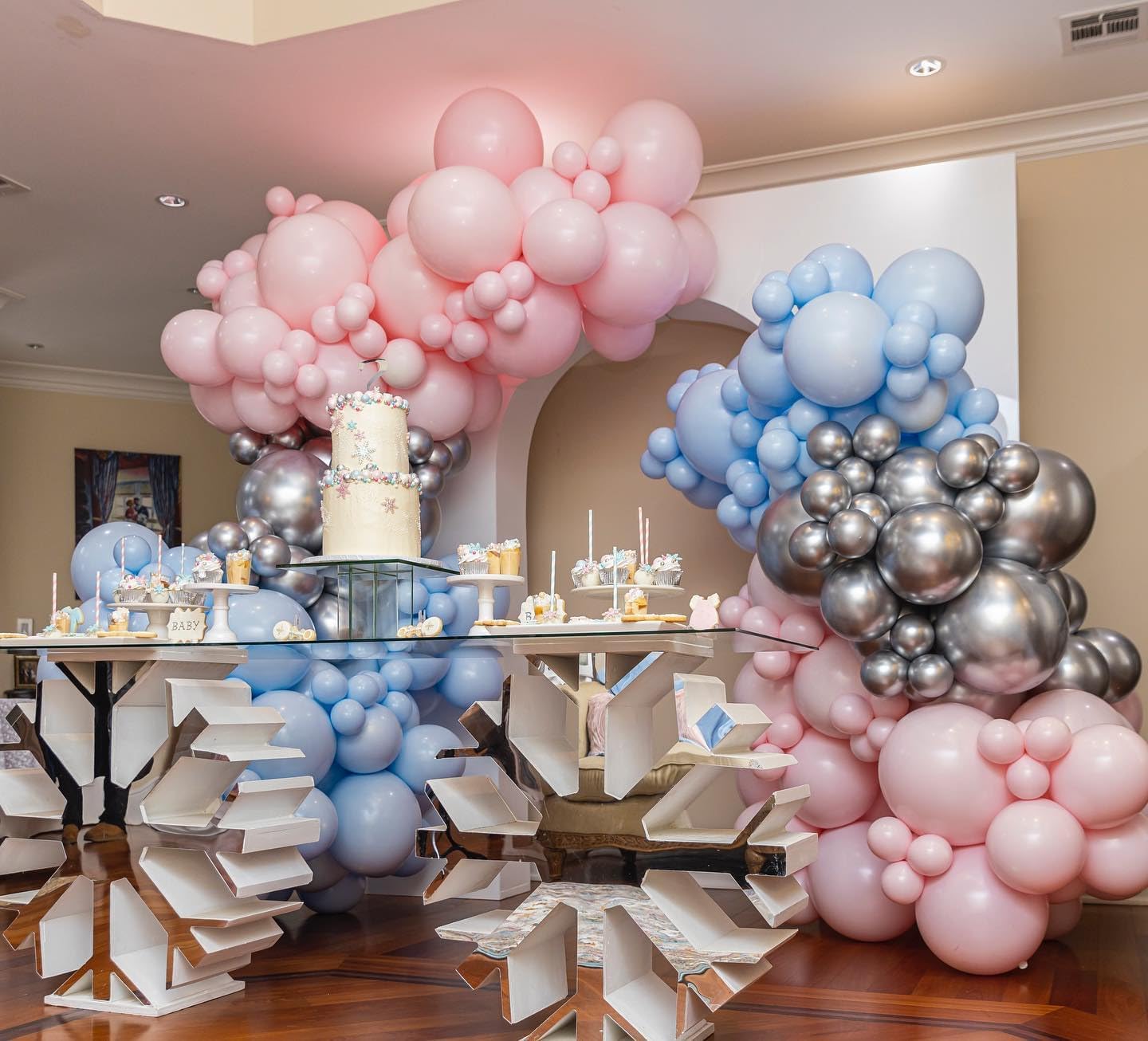 140Pcs Gender Reveal Balloon Garland Arch Kit - Pink and Blue Balloons Silver Latex Balloon for Boy or Girl Gender Reveal Decorations Birthday Party Baby Shower Celebration Anniversary (No Box)