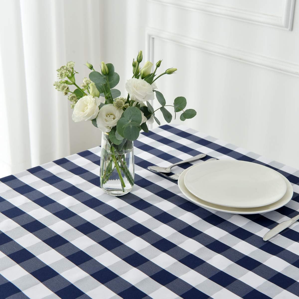 maxmill Checkered Rectangle Tablecloth Water Resistance Wrinkle Free Spillproof Heavy Weight Gingham Plaid Table Cloth for Buffet Banquet Parties Event Holiday Dinner, 60 x 84 Inch Navy and White