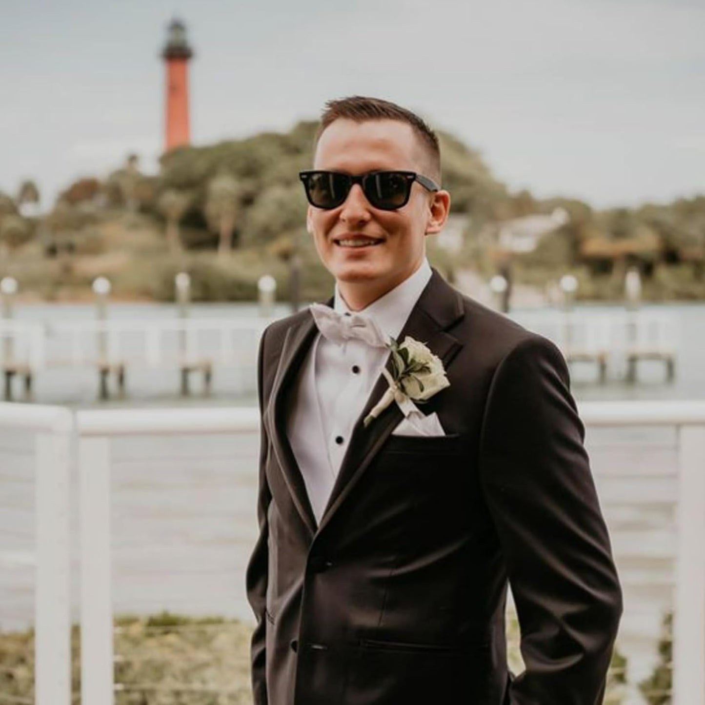 8 Pack Groomsmen Sunglasses for Men - Wedding Sunglasses Set for Groomsman Proposal Gifts, Bachelor Party Favors