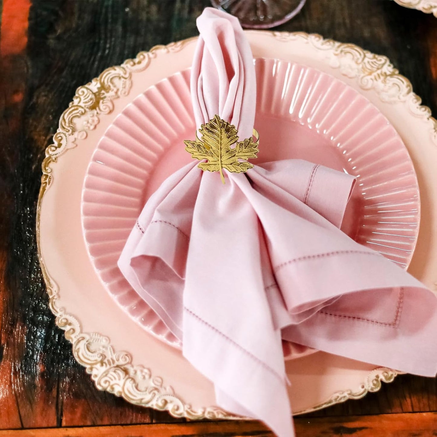 12Pcs Maple Leaves Napkin Rings, Fall Metal Napkin Rings Holder Maple Leaves Serviette Buckle Holder Autumn Leaf Napkin Buckle for Harvest Season Thanksgiving Fall Decoration