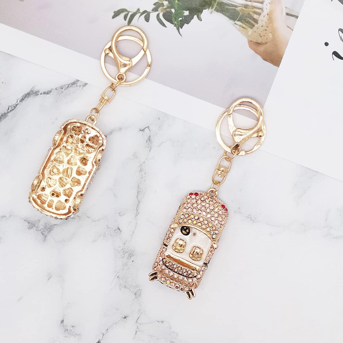 Key Chains Women Cute Keychains for Women Funny Keychain for Her Sister Girl Birthday Gift Bag Wallet Accessories
