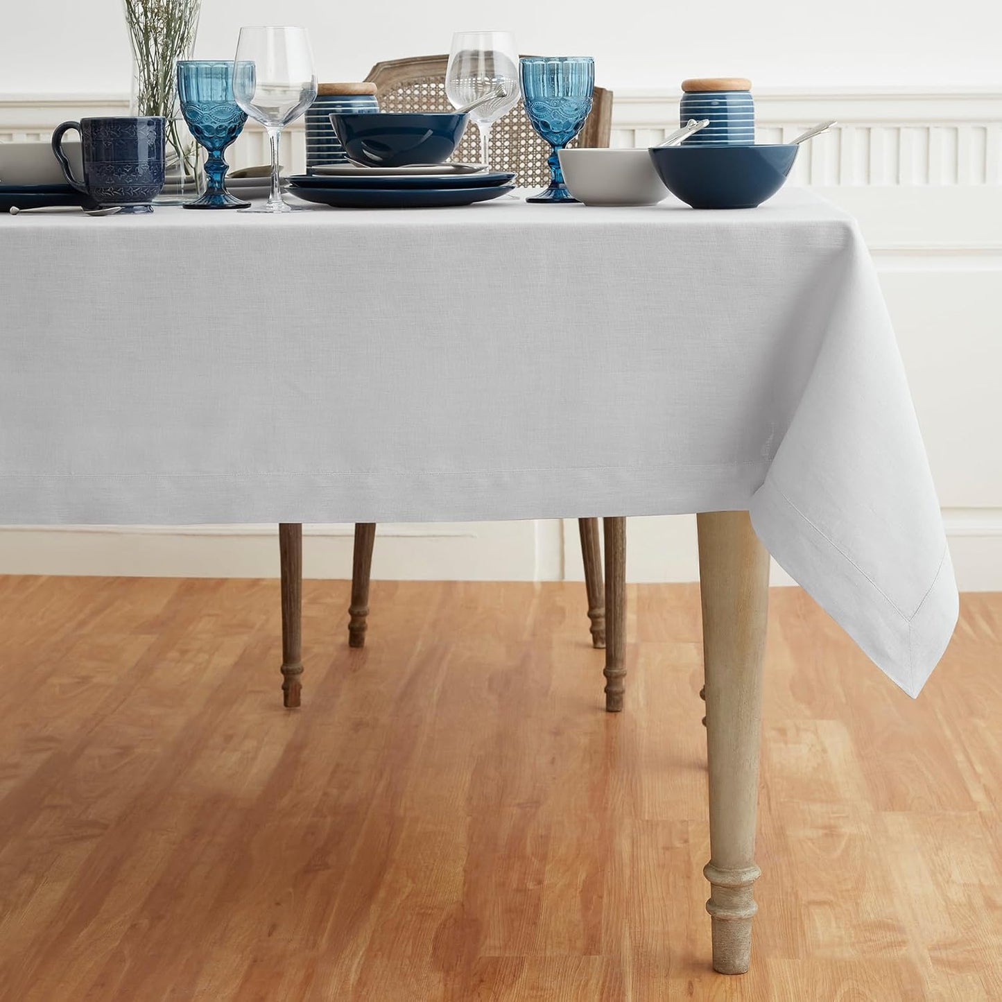 Solino Home Linen Tablecloth for Rectangle Tables 60 x 108 Inch - 100% Pure Linen Silver Cloud Table Cloth - Fete, Machine Washable Cloth Tablecloth for Fall, Autumn, Thanksgiving