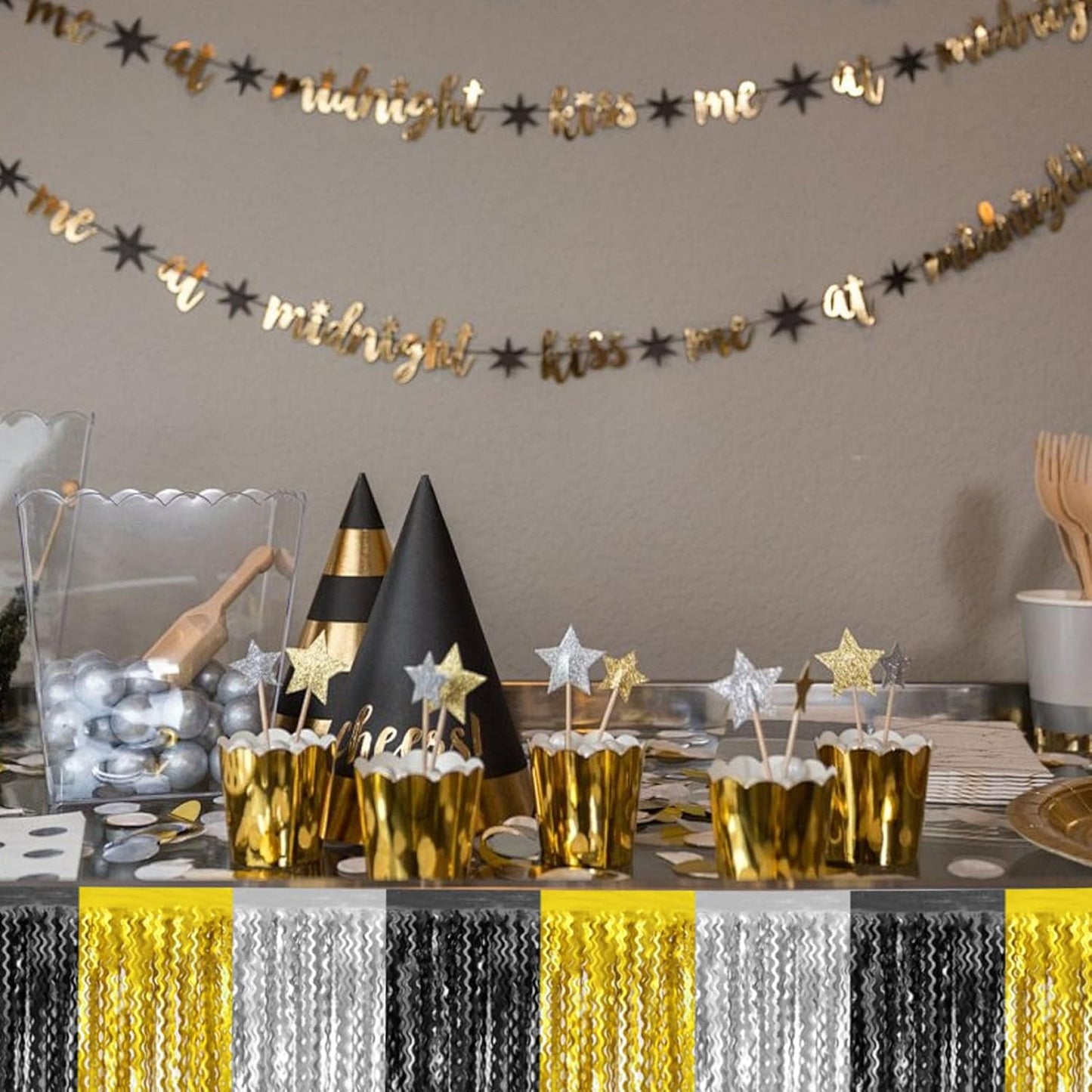 6 Pack 10 Feet Black Gold Silver Wave Foil Fringe Garland Metallic Tinsel Streamers Banner Wall Hanging Curtain Backdrop for Parade Floats, Mother's Day, Easter, Wedding, Birthday Party Decoration