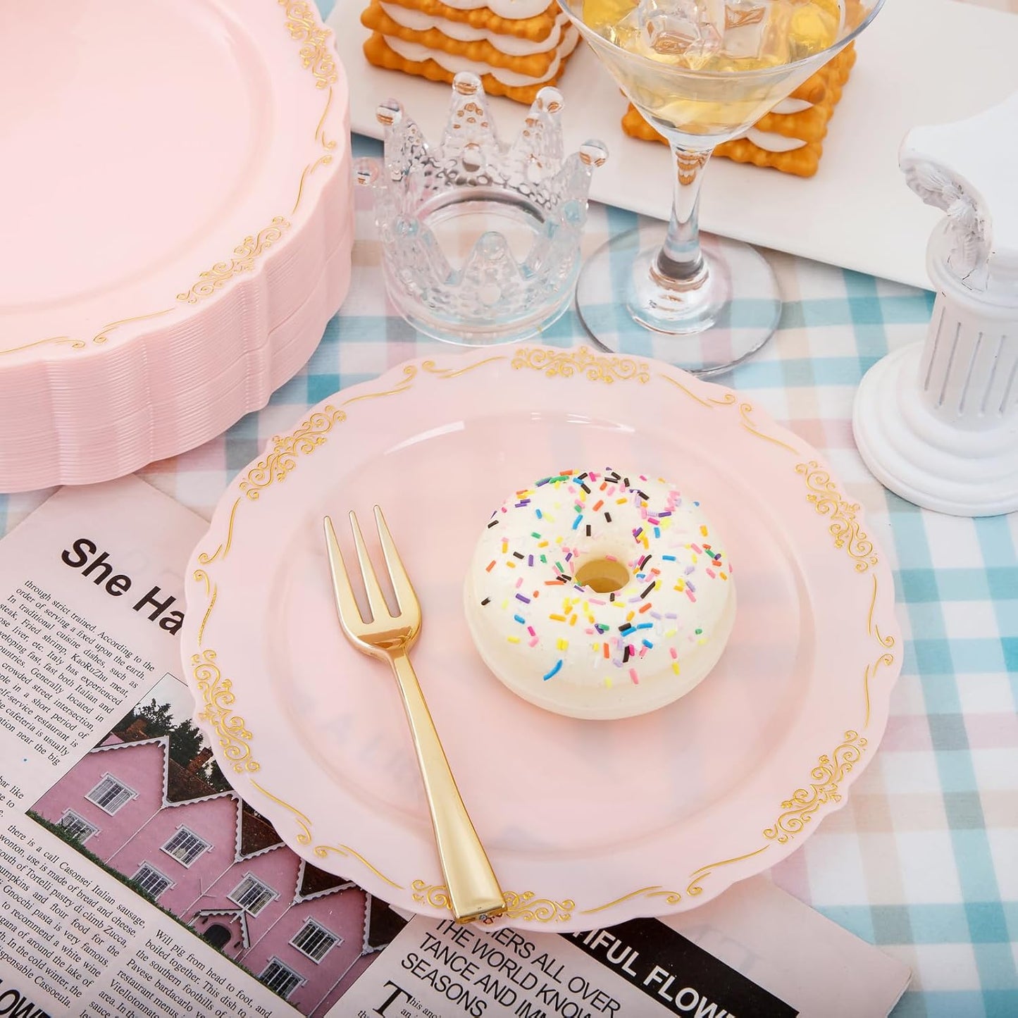 LIYH 100 Pcs Pink Gold Dessert Plates - 100 Pcs Gold Plastic Forks,Cake Plates Disposable with Forks, Appetizer Plates, Bridal Shower Party Plates for Birthday Wedding Party